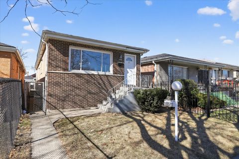 Tiny photo for 10020 S Union Avenue, Chicago, IL 60628 (MLS # 12539006)