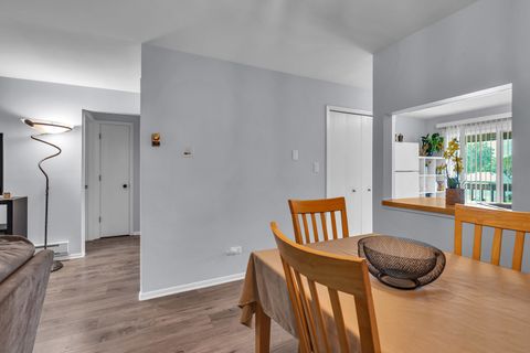 Tiny photo for 672 Daisy Lane #312, Roselle, IL 60172 (MLS # 12460120)