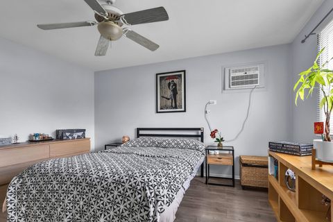 Tiny photo for 672 Daisy Lane #312, Roselle, IL 60172 (MLS # 12460120)