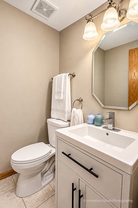 Tiny photo for 1710 Middlebury Drive #1710, Aurora, IL 60503 (MLS # 12758874)