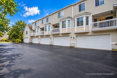 Tiny photo for 1710 Middlebury Drive #1710, Aurora, IL 60503 (MLS # 12758874)