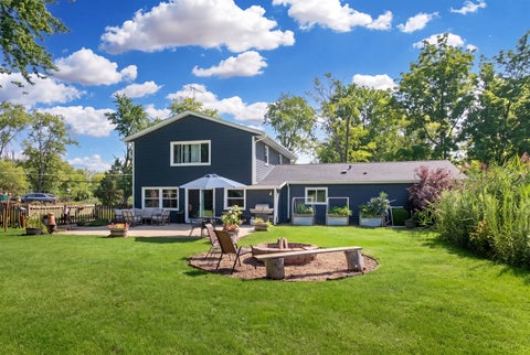Tiny photo for 1012 Martha Street, Elk Grove Village, IL 60007 (MLS # 12790727)
