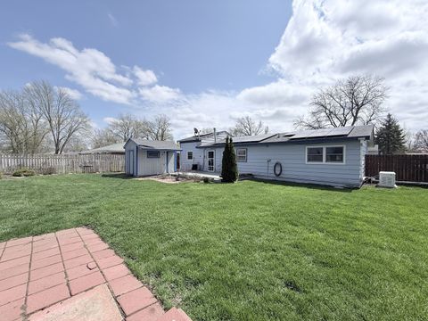 Tiny photo for 34W836 N James Drive, St. Charles, IL 60174 (MLS # 12617398)