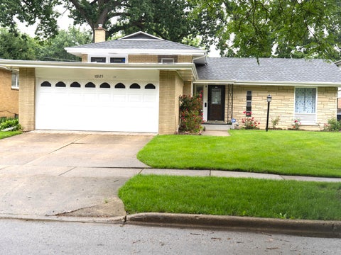 Tiny photo for 10025 Bronx Avenue, Skokie, IL 60077 (MLS # 12721735)
