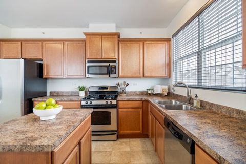 Tiny photo for 10225 Mulberry Lane #F, Bridgeview, IL 60455 (MLS # 12597176)