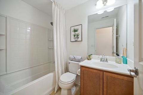 Tiny photo for 10225 Mulberry Lane #F, Bridgeview, IL 60455 (MLS # 12597176)