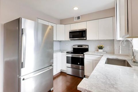 Tiny photo for 1275 E Baldwin Lane #506, Palatine, IL 60074 (MLS # 12627642)