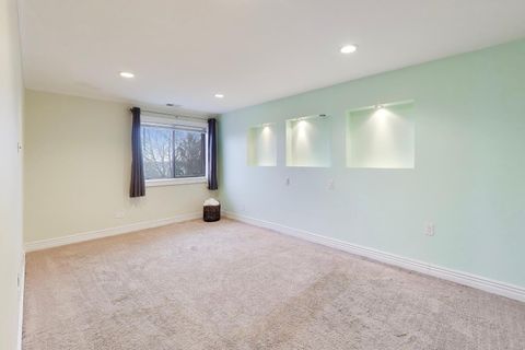 Tiny photo for 1275 E Baldwin Lane #506, Palatine, IL 60074 (MLS # 12627642)