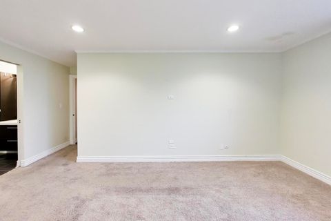 Tiny photo for 1275 E Baldwin Lane #506, Palatine, IL 60074 (MLS # 12627642)