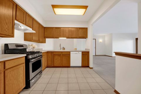 Tiny photo for 2260 S Grace Street #401, Lombard, IL 60148 (MLS # 12554933)