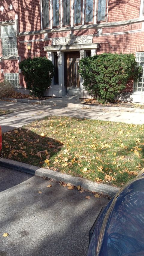 Photo of 2334 E 68th Street SE #B, Chicago, IL 60649 (MLS # 12559719)