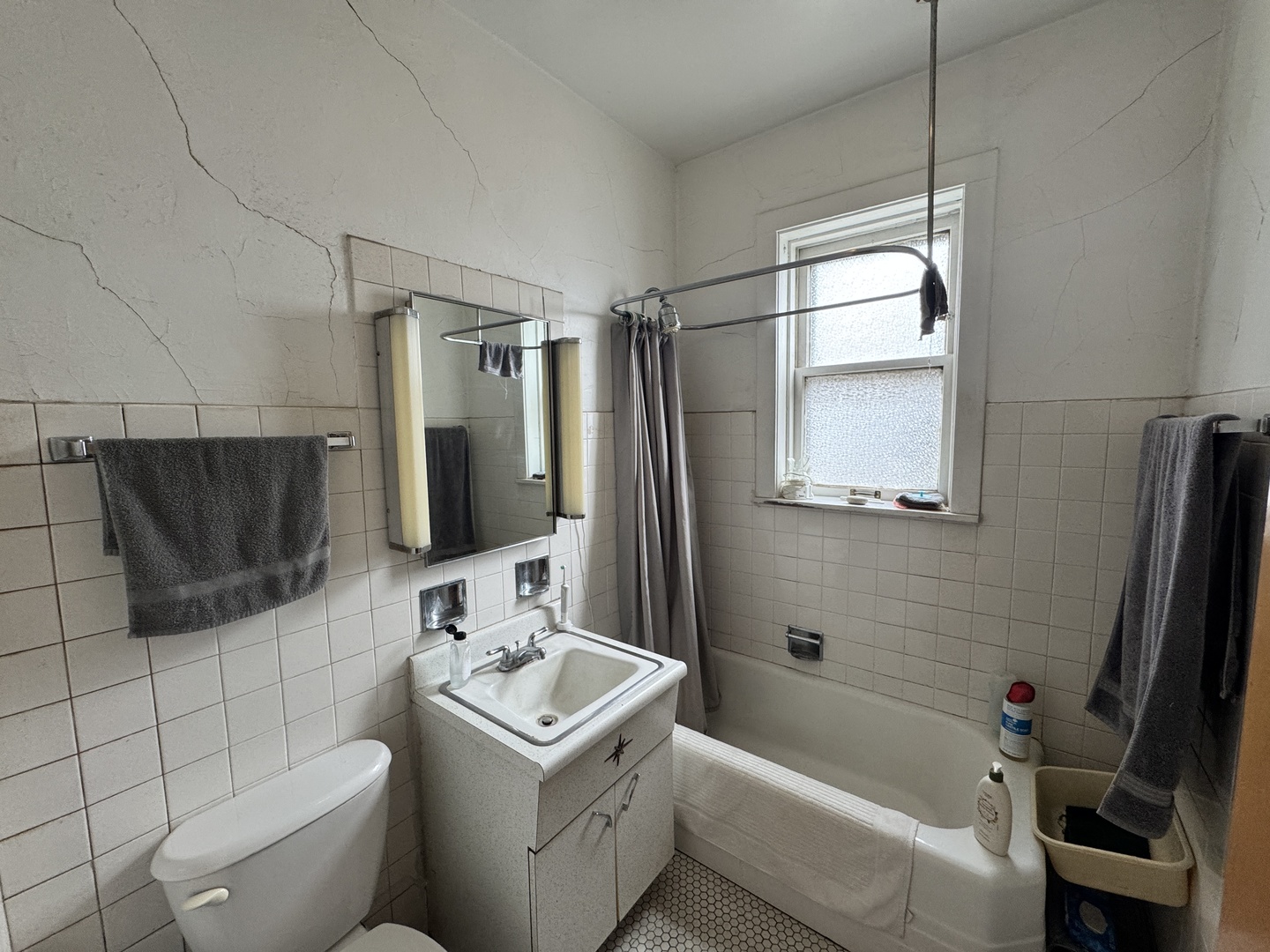 4125 N Campbell Avenue