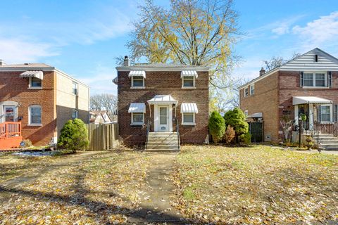 Tiny photo for 14237 S Greenbay Avenue, Burnham, IL 60633 (MLS # 12514384)