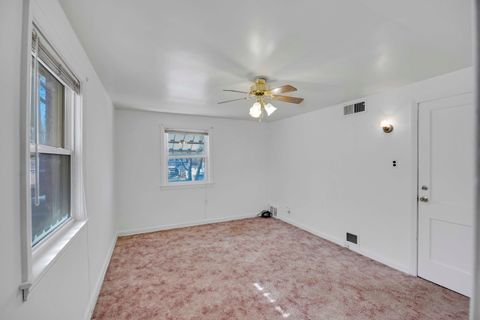 Tiny photo for 14237 S Greenbay Avenue, Burnham, IL 60633 (MLS # 12514384)