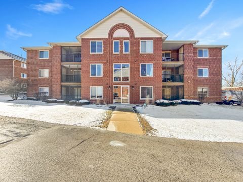 Photo of 6970 Heritage Circle #5-2A, Orland Park, IL 60462 (MLS # 12549521)