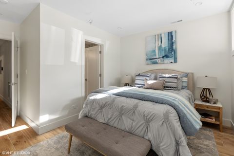 Tiny photo for 718-720 W 17th Street #1E, Chicago, IL 60616 (MLS # 12520927)