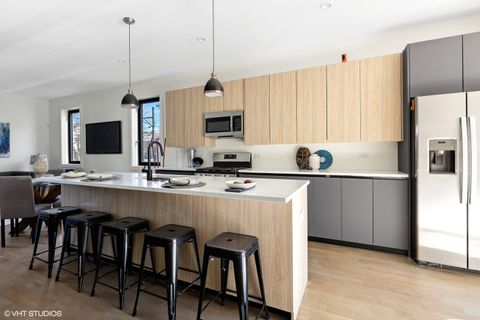 Tiny photo for 718-720 W 17th Street #1E, Chicago, IL 60616 (MLS # 12520927)