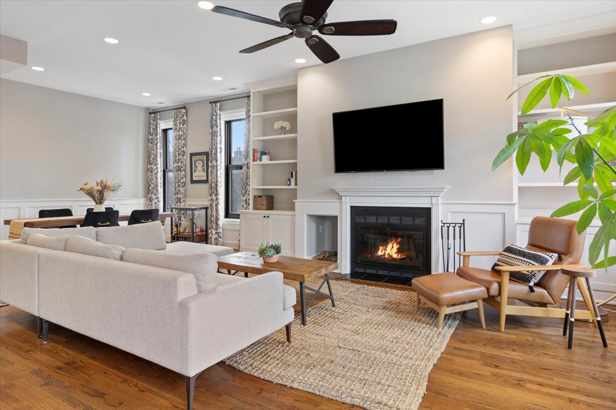 1867 N Halsted Street 2S