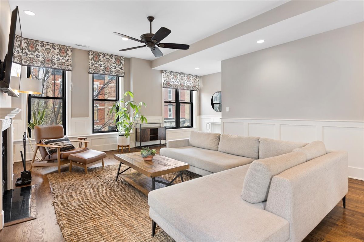 1867 N Halsted Street 2S