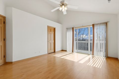 Tiny photo for 133 Arboretum Drive, Lombard, IL 60148 (MLS # 12595323)