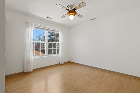 Tiny photo for 133 Arboretum Drive, Lombard, IL 60148 (MLS # 12595323)