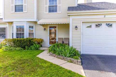 Tiny photo for 2 SANDHURST Road, Mundelein, IL 60060 (MLS # 12633710)