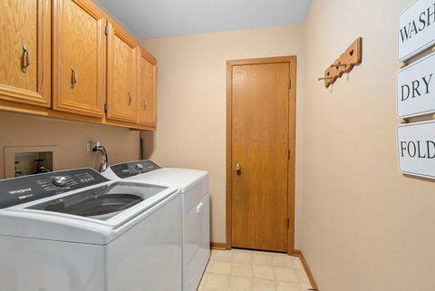 Tiny photo for 5426 Bonnie Trail, Oak Forest, IL 60452 (MLS # 12528540)