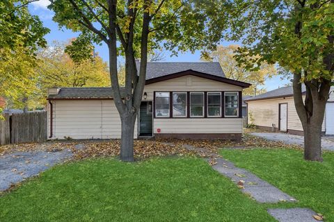 Photo of 3305 Holdridge Avenue, Zion, IL 60099 (MLS # 12513977)