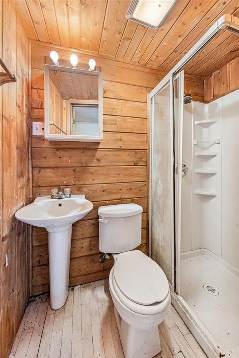 Tiny photo for 3305 Holdridge Avenue, Zion, IL 60099 (MLS # 12513977)