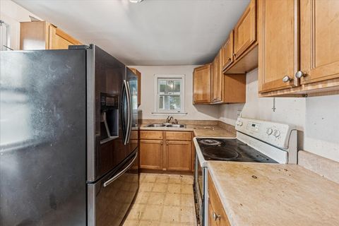 Tiny photo for 3305 Holdridge Avenue, Zion, IL 60099 (MLS # 12513977)