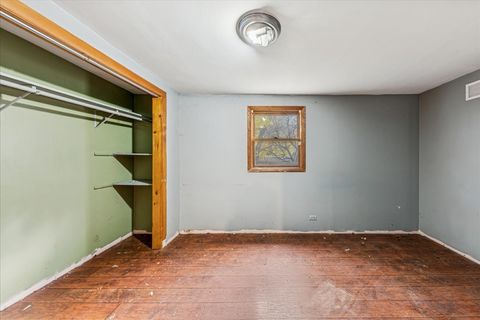 Tiny photo for 3305 Holdridge Avenue, Zion, IL 60099 (MLS # 12513977)