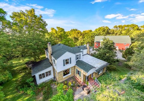 Photo of 24400 N Kelsey Road, Lake Barrington, IL 60010 (MLS # 12522000)