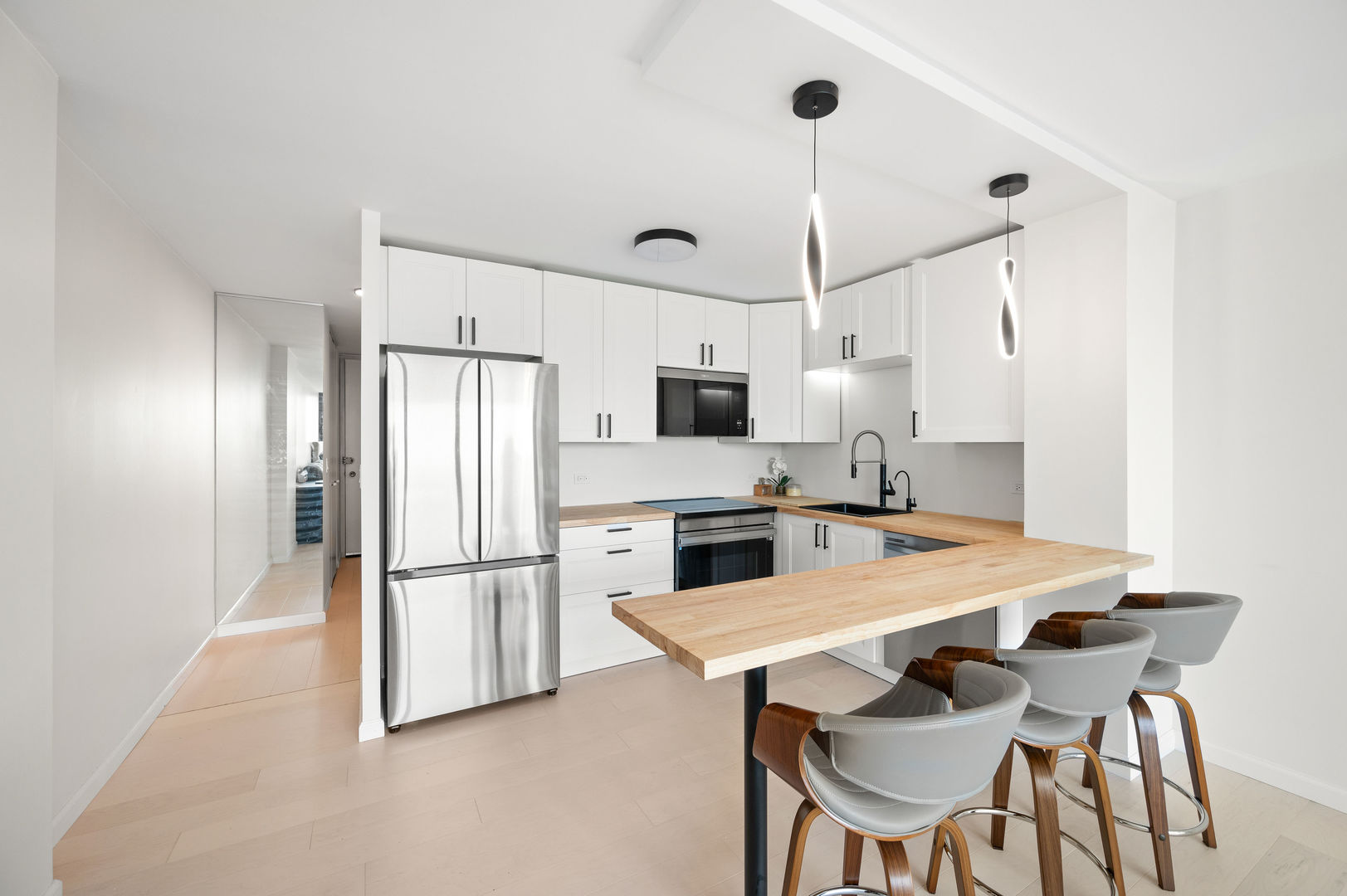 1636 N WELLS Street 2410