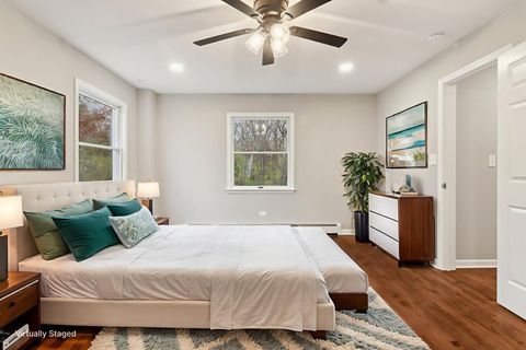 Tiny photo for 15105 W Rockland Road, Libertyville, IL 60048 (MLS # 12520239)