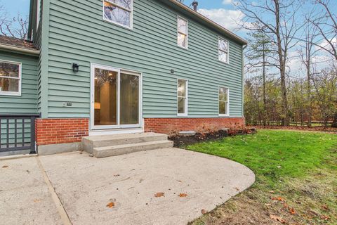 Tiny photo for 15105 W Rockland Road, Libertyville, IL 60048 (MLS # 12520239)