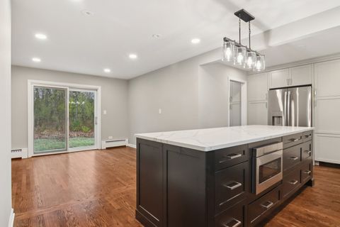 Tiny photo for 15105 W Rockland Road, Libertyville, IL 60048 (MLS # 12520239)