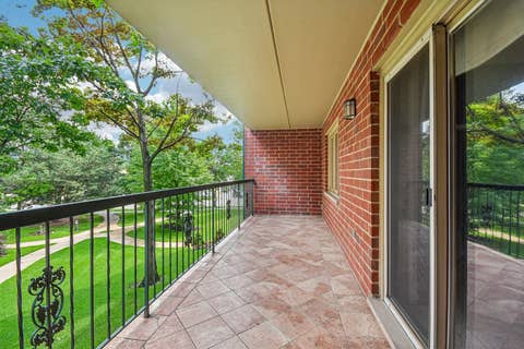 Tiny photo for 8580 W Foster Avenue #206, Norridge, IL 60706 (MLS # 12731171)
