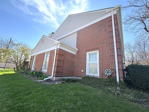 Tiny photo for 1414 Pebblecreek Drive, Glenview, IL 60025 (MLS # 12615082)