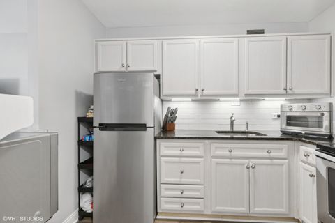 Tiny photo for 4250 N Marine Drive #1925, Chicago, IL 60613 (MLS # 12542816)