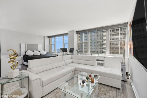 Tiny photo for 4250 N Marine Drive #1925, Chicago, IL 60613 (MLS # 12542816)