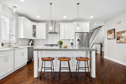 Tiny photo for 5324 S Neva Avenue, Chicago, IL 60638 (MLS # 12698051)