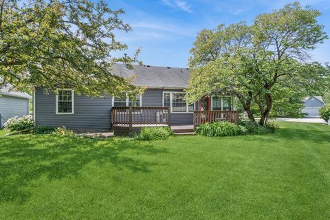 Tiny photo for 217 Meadowview Lane, Aurora, IL 60502 (MLS # 12652350)