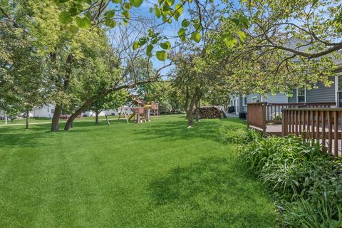 Tiny photo for 217 Meadowview Lane, Aurora, IL 60502 (MLS # 12652350)