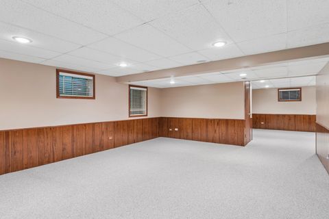 Tiny photo for 217 Meadowview Lane, Aurora, IL 60502 (MLS # 12652350)