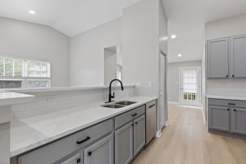 Tiny photo for 1203 Brookdale Drive, Carpentersville, IL 60110 (MLS # 12507667)