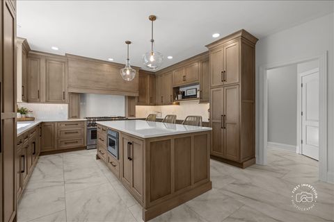Tiny photo for 43W707 N Sunset Views Drive, St. Charles, IL 60175 (MLS # 12645484)