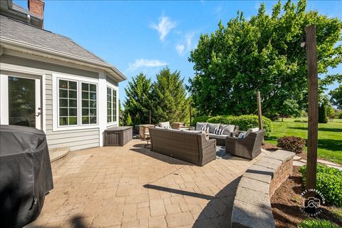 Tiny photo for 43W707 N Sunset Views Drive, St. Charles, IL 60175 (MLS # 12645484)
