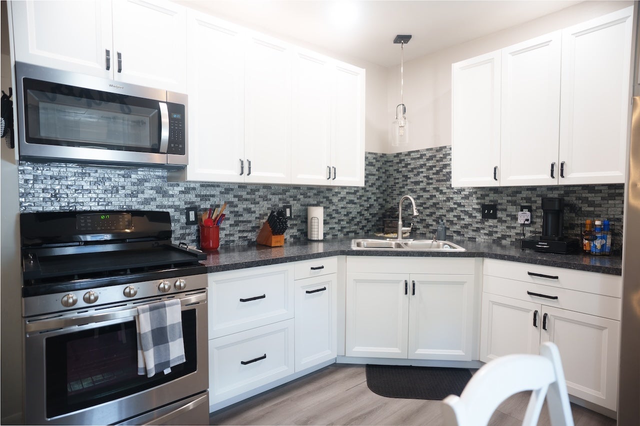 609 W 3rd Street