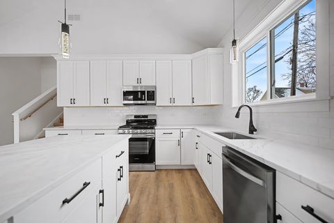 Tiny photo for 8245 43rd Place, Lyons, IL 60534 (MLS # 12602805)