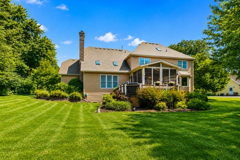 Tiny photo for 2617 Crystal Way, Crystal Lake, IL 60012 (MLS # 12755901)
